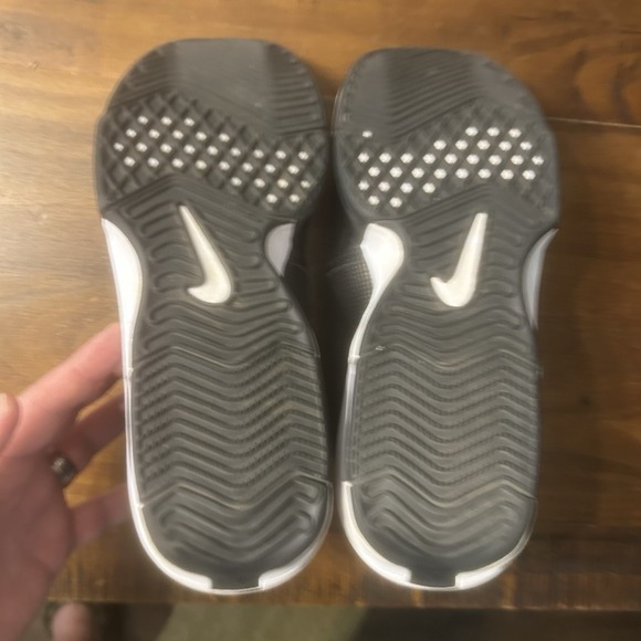 Nike LeBron Witness VIII TB Black White‎ Men\'s Size 7.5 Basketball Shoes EUC main image 9